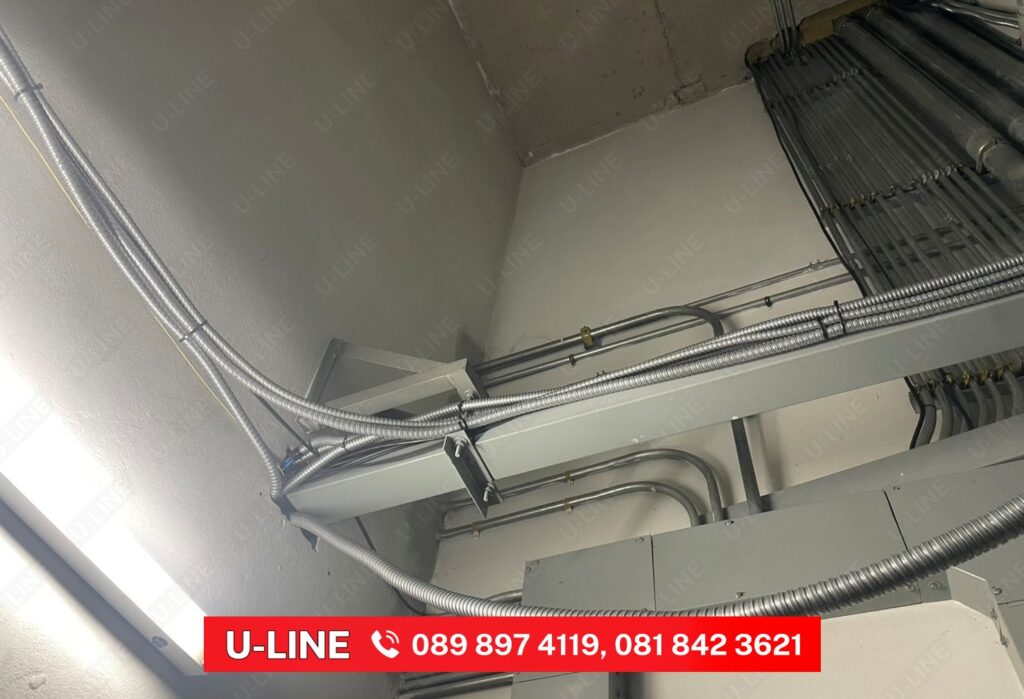 fiber optic cable in flexible conduit เดินสายไฟเบอร์ออฟติกในอาคารสำนักงานราชการ